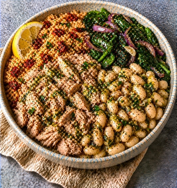 Tuna & White Bean Bowl with Couscous & Spinach